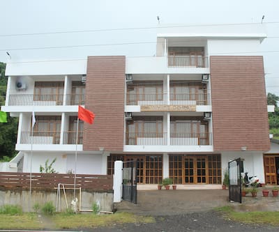 https://imgcld.yatra.com/ytimages/image/upload/t_hotel_yatra_city_desktop/v1441913984/Domestic Hotels/Hotels_Port Blair/White Coral/Overview.jpg